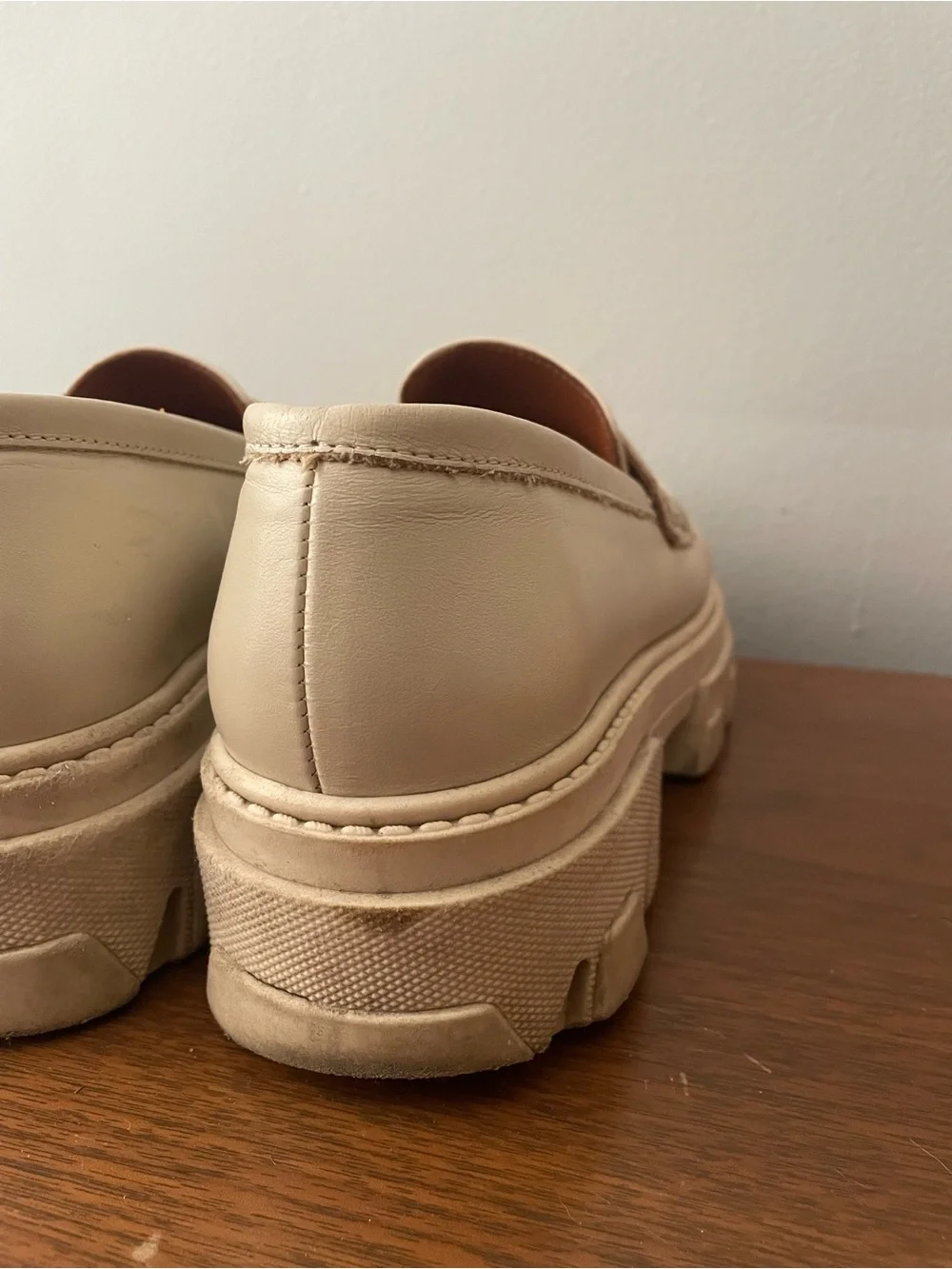 Alohas loafers